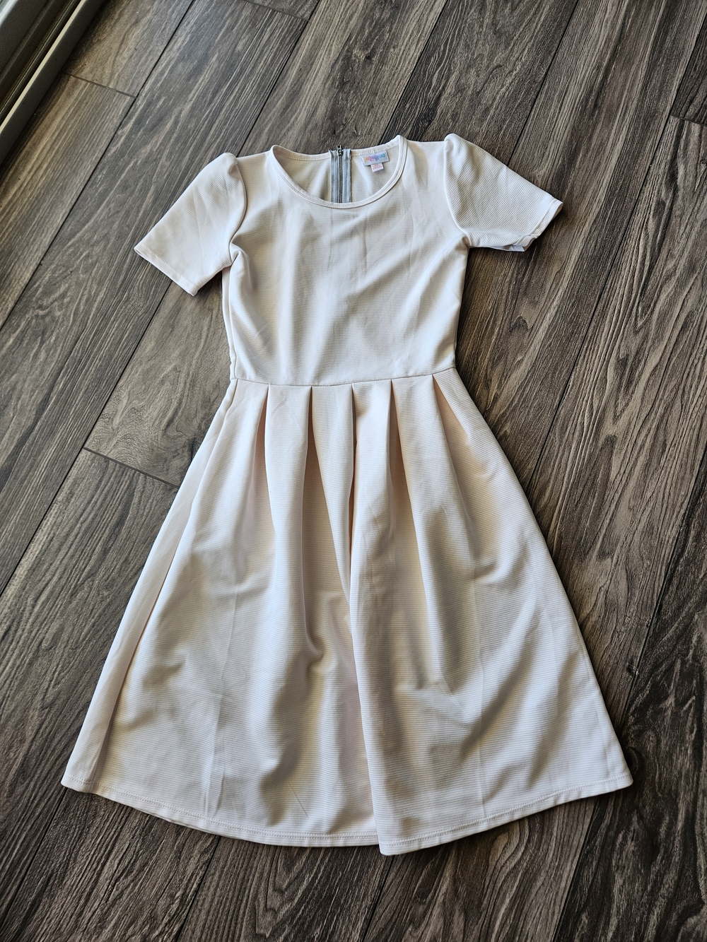 LuLaRoe Baby Pink Short Sleeve Scoop Neck Dress